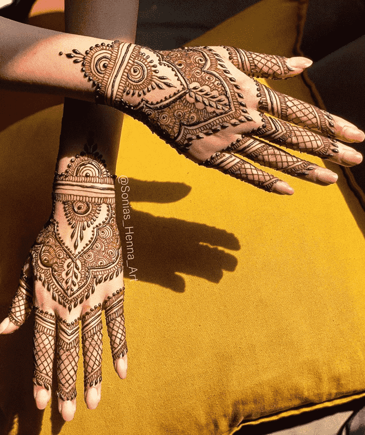Arm Professional Henna Design