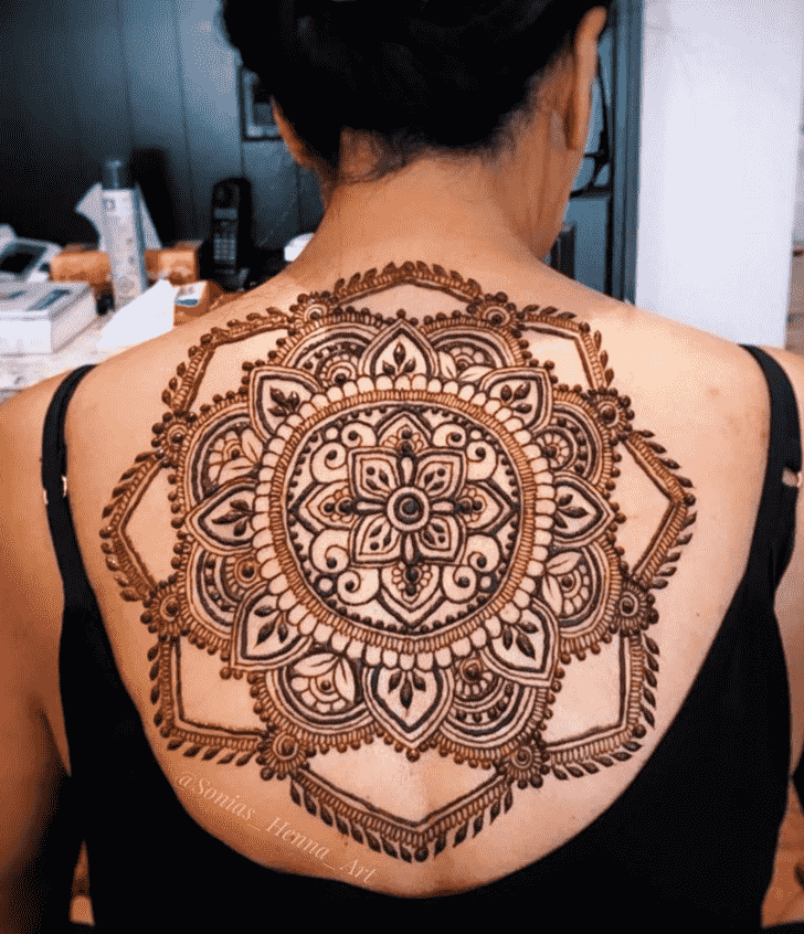 Good Looking Professional Henna Design