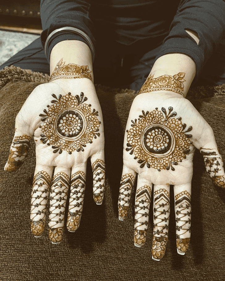 Bewitching Puducherry Henna Design