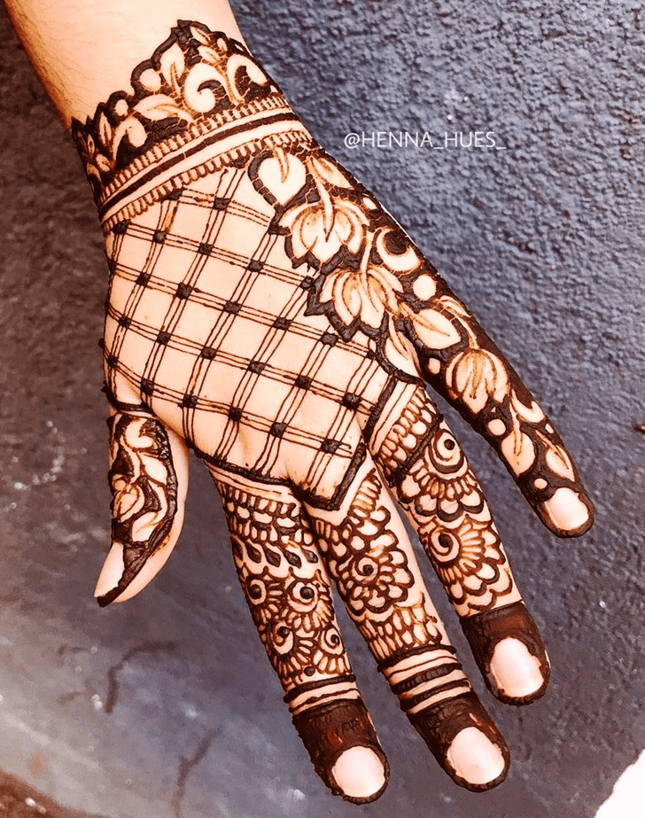 Fascinating Puducherry Henna Design