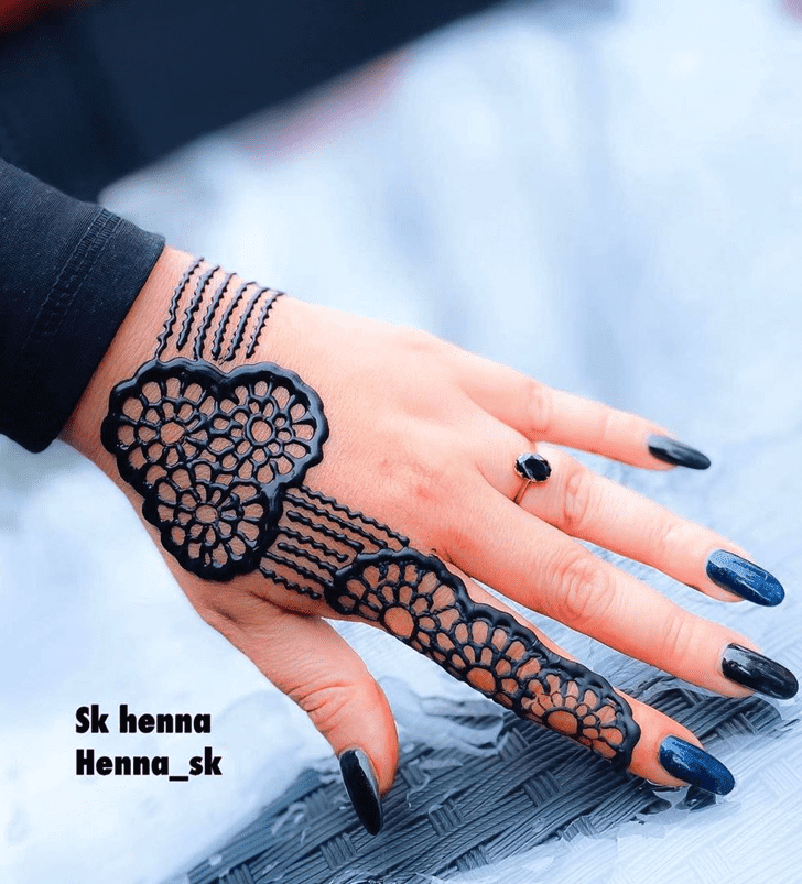 Gorgeous Puducherry Henna Design