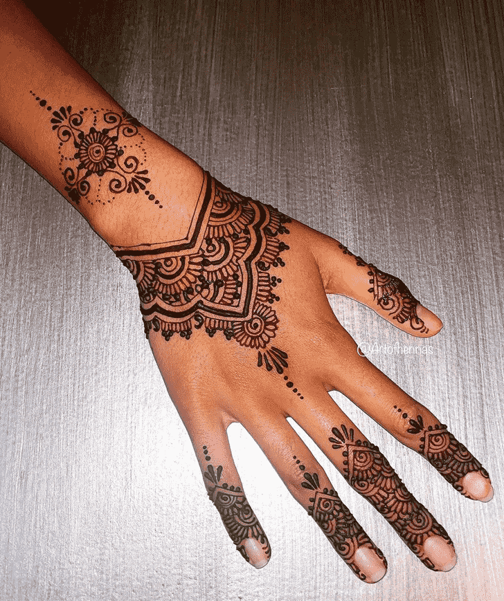 Fair Pune Henna Design