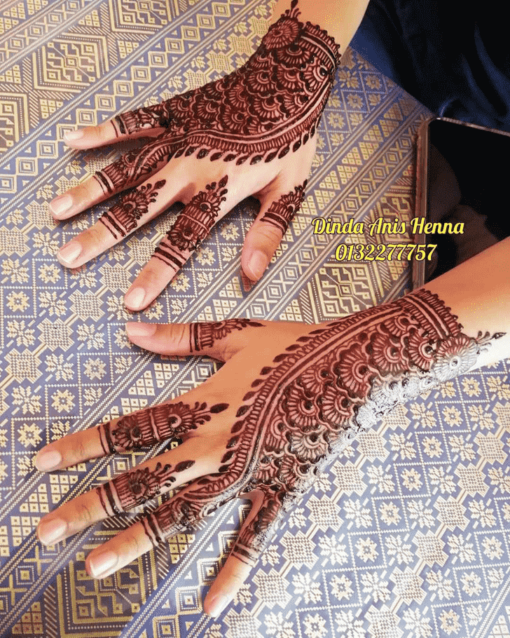 Nice Pune Henna Design