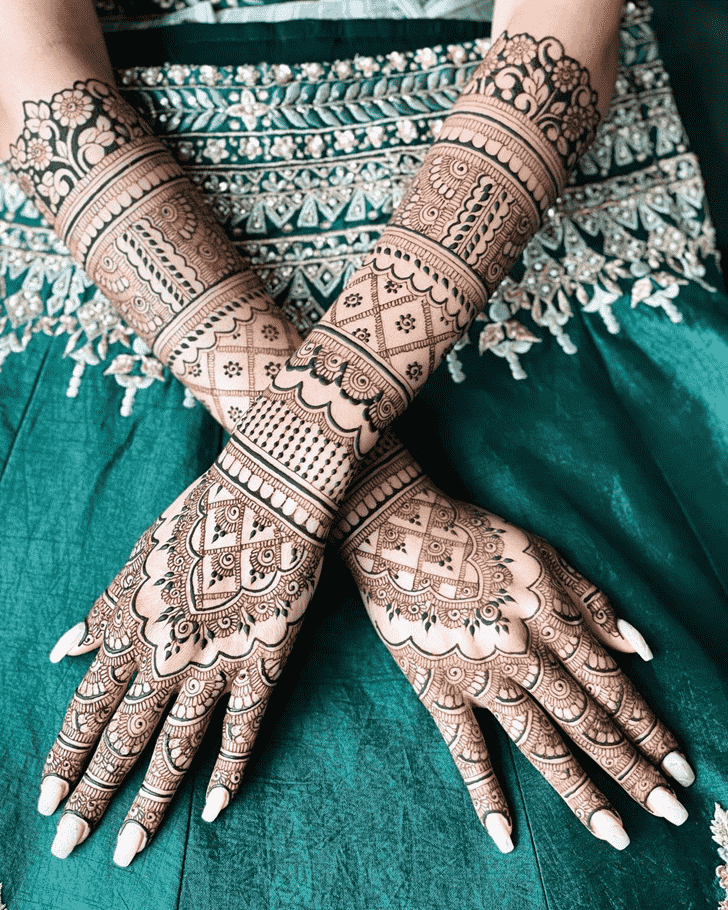 Classy Punjabi Henna Design