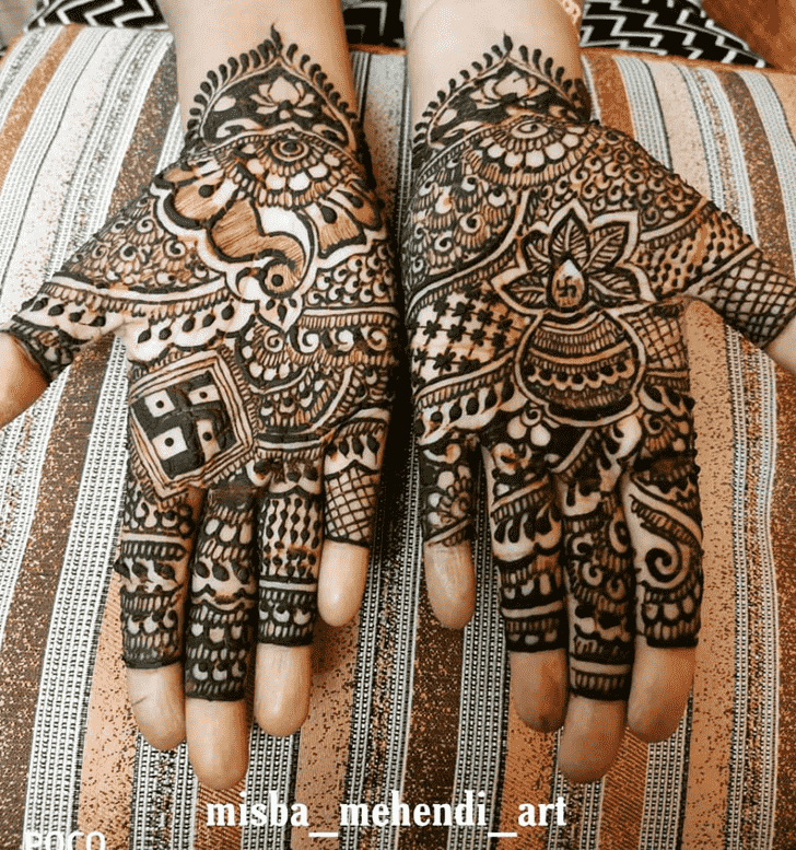 Exquisite Punjabi Henna Design