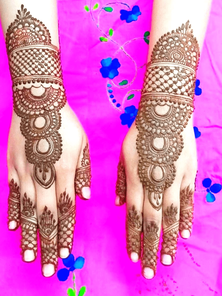 Gorgeous Quetta Henna Design