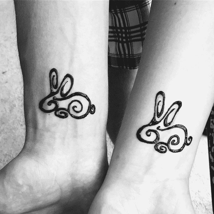 Arm Rabbit Henna Design