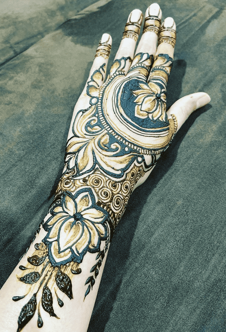 Adorable Raipur Henna Design
