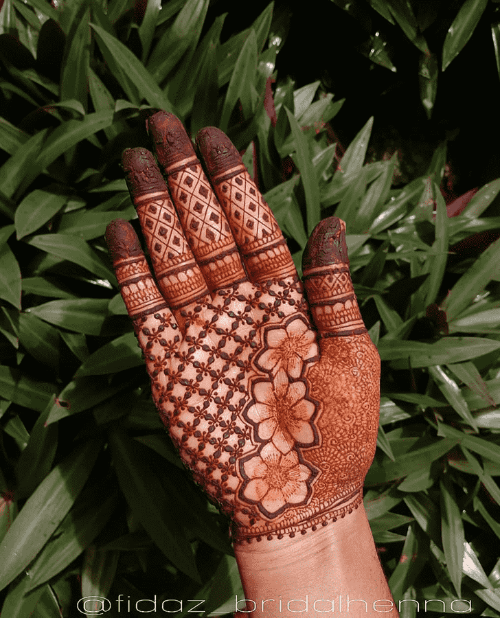 Appealing Raipur Henna Design