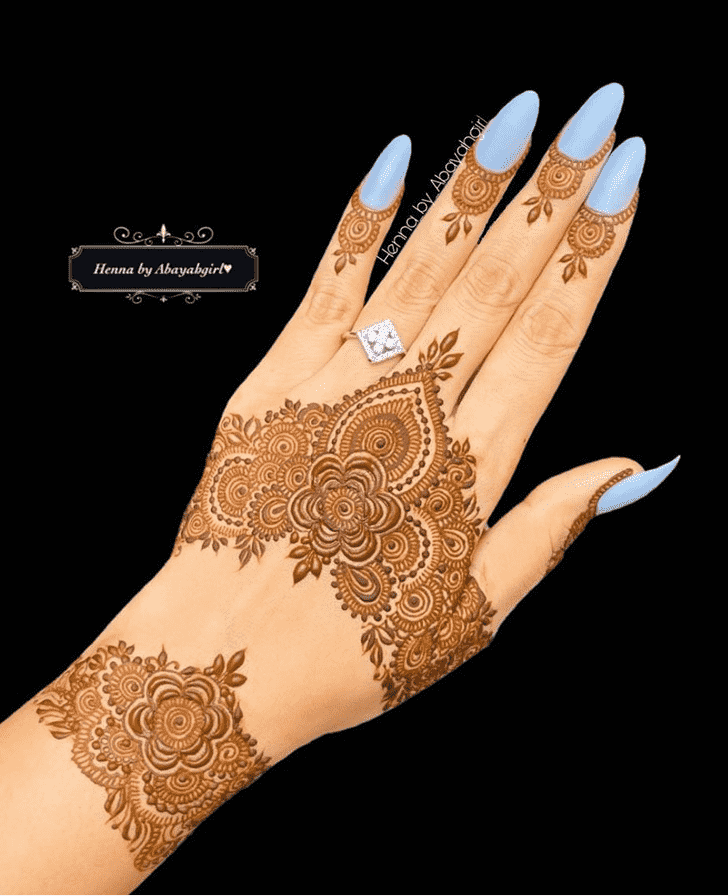 Delightful Raipur Henna Design