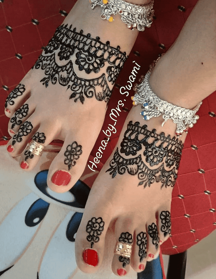 Delicate Ranchi Henna Design