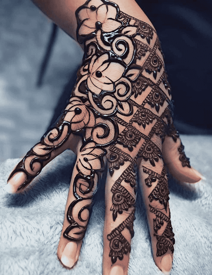 Delightful Rawalpindi Henna Design