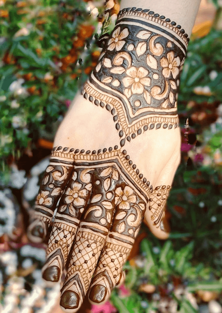 Good Looking Rawalpindi Henna Design