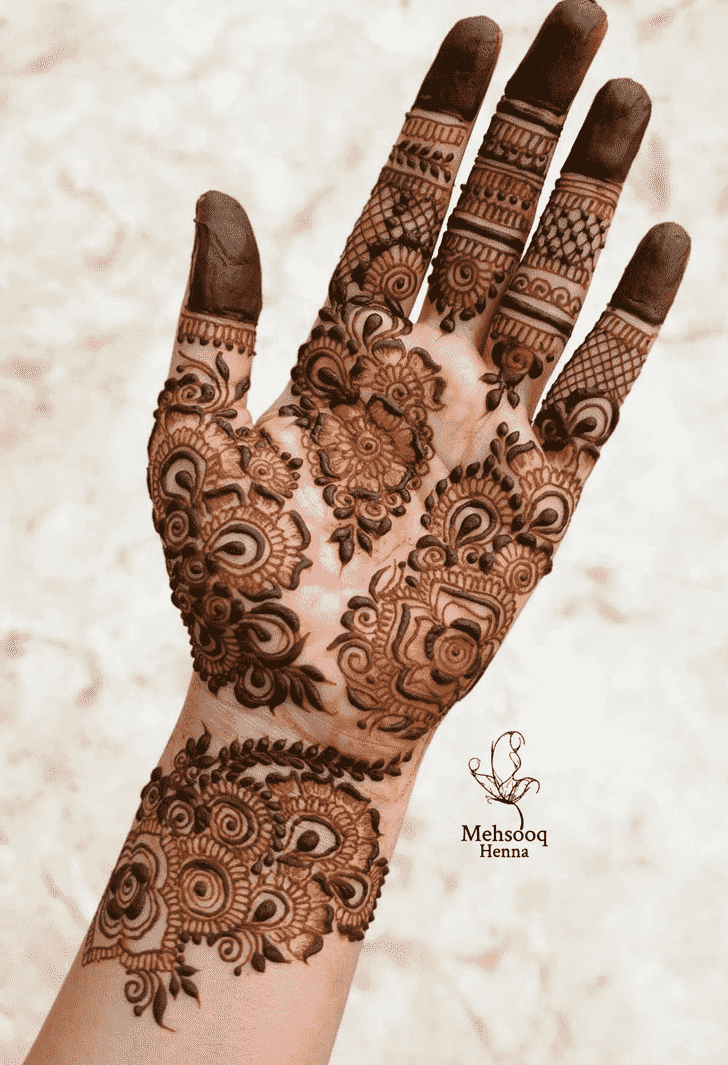 Ideal Rawalpindi Henna Design