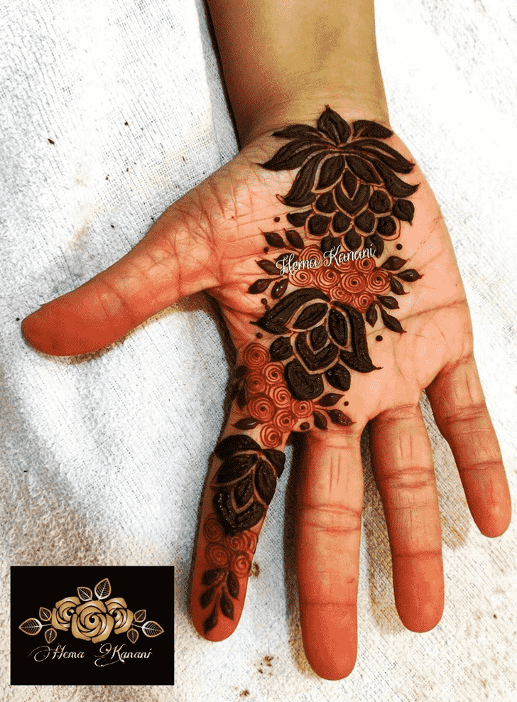 Radiant Rawalpindi Henna Design