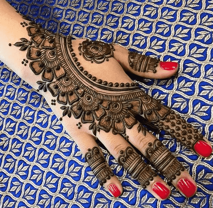 Captivating Reverse Henna Design