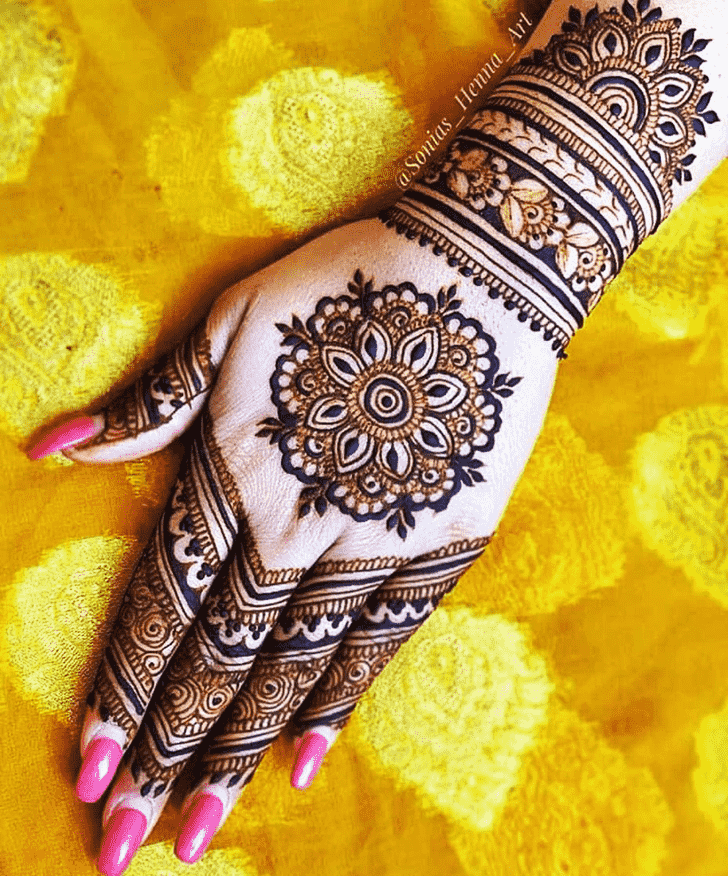 Fetching Reverse Henna Design