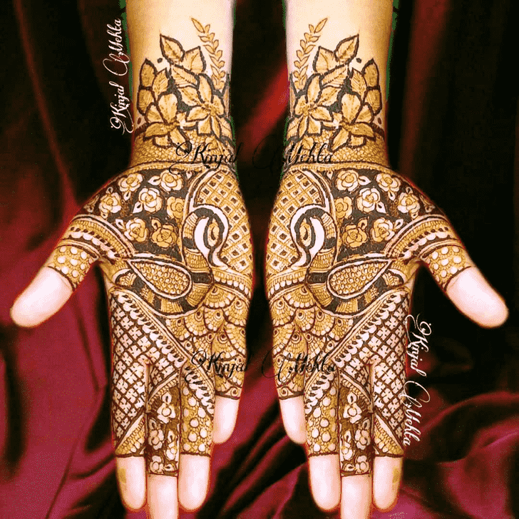 Ideal Right Hand Henna design