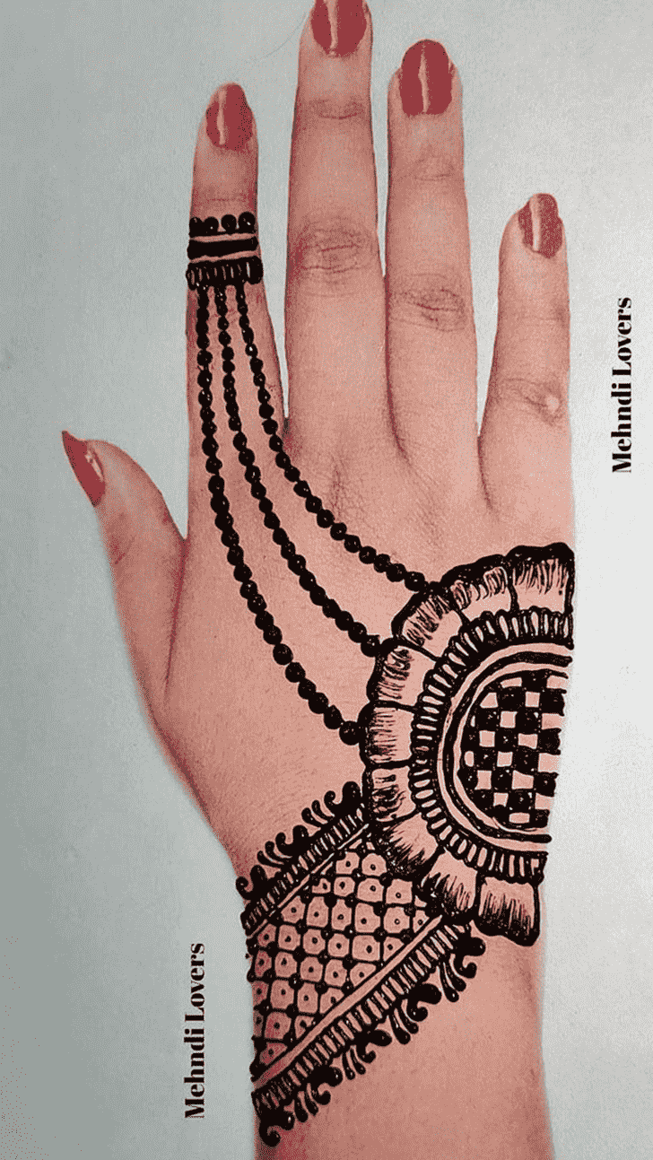 Nice Right Hand Henna design