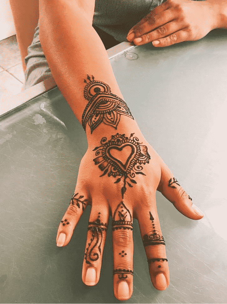 Classy Ring Henna Design