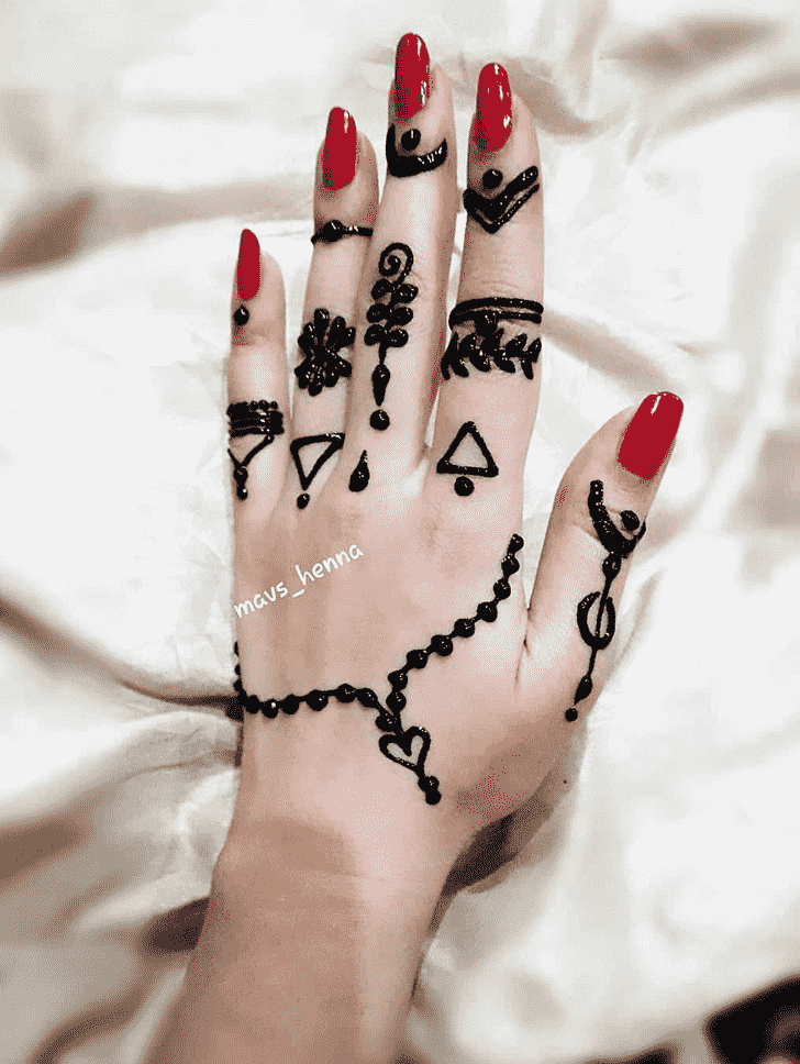 Arm Ring Henna Design