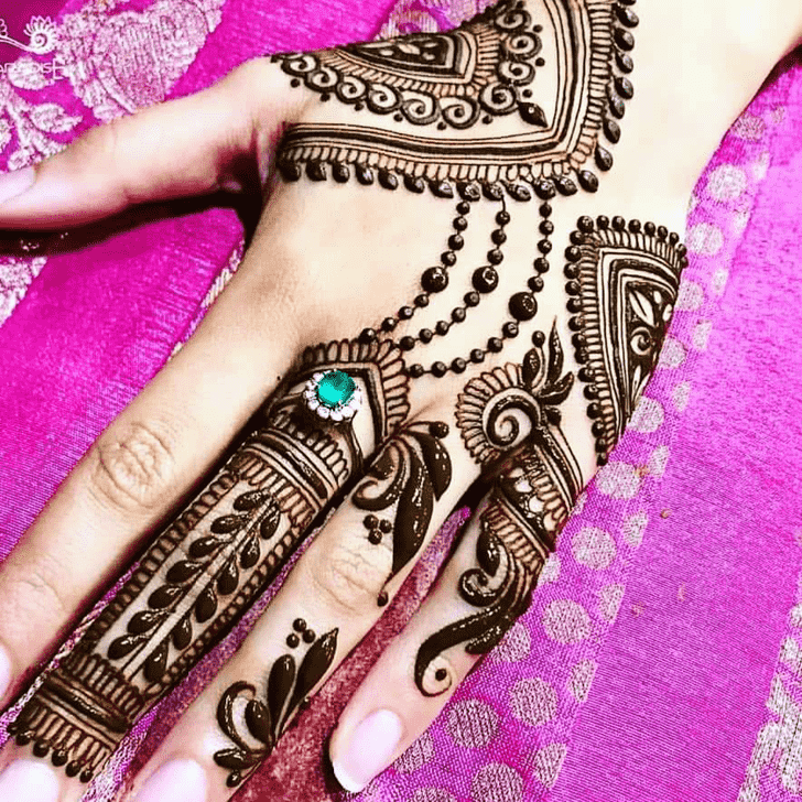 Beauteous Rishikesh Henna Design
