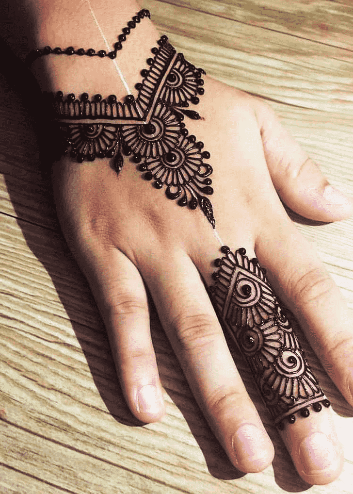 Captivating Rishikesh Henna Design
