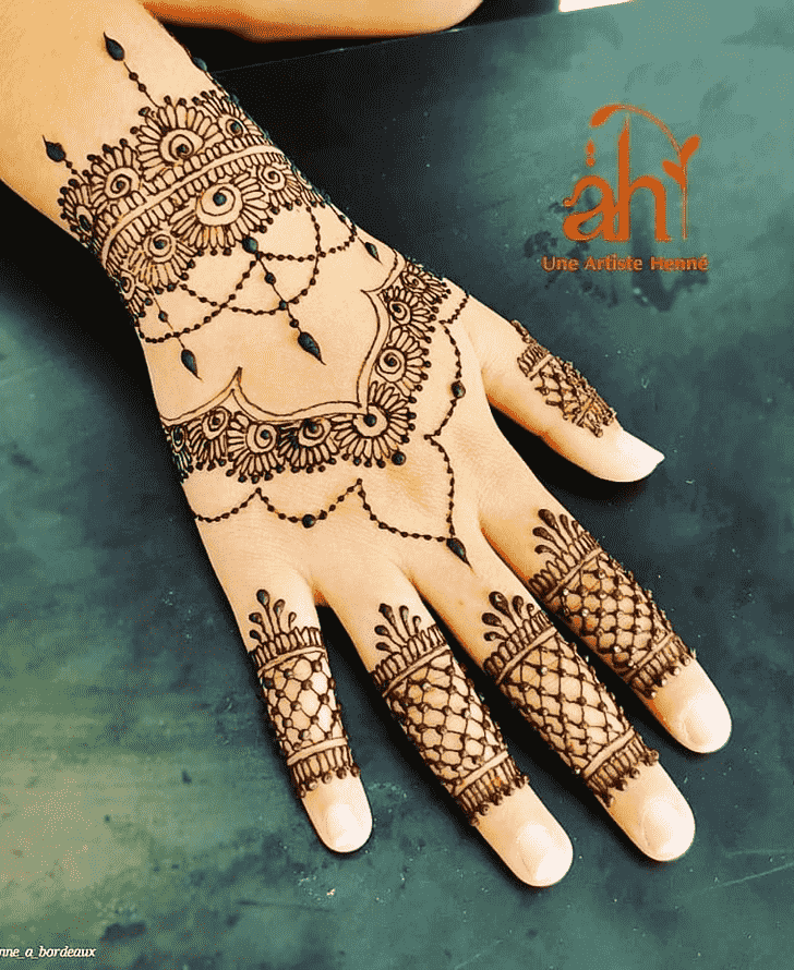 Splendid Rishikesh Henna Design