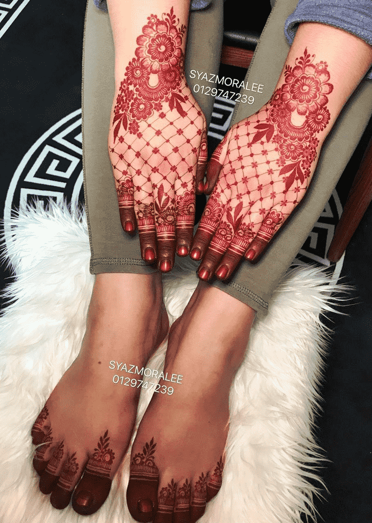 Radiant Rohtang Henna Design
