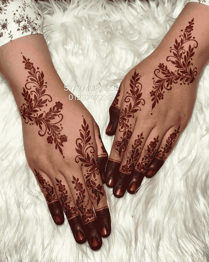 Splendid Rohtang Henna Design
