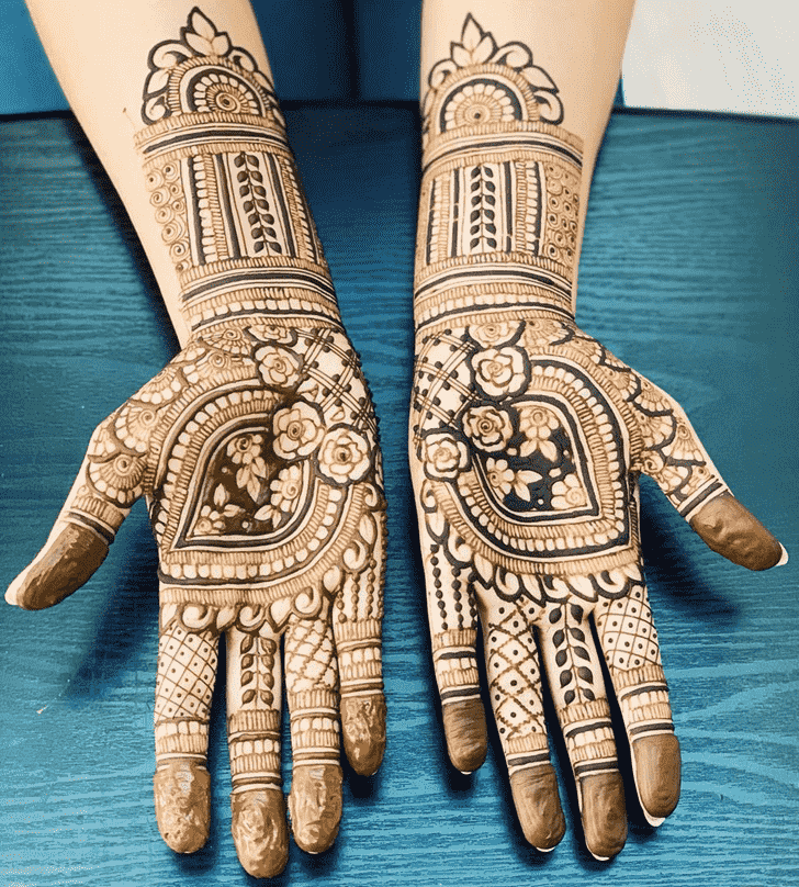 Fetching Romantic Henna design
