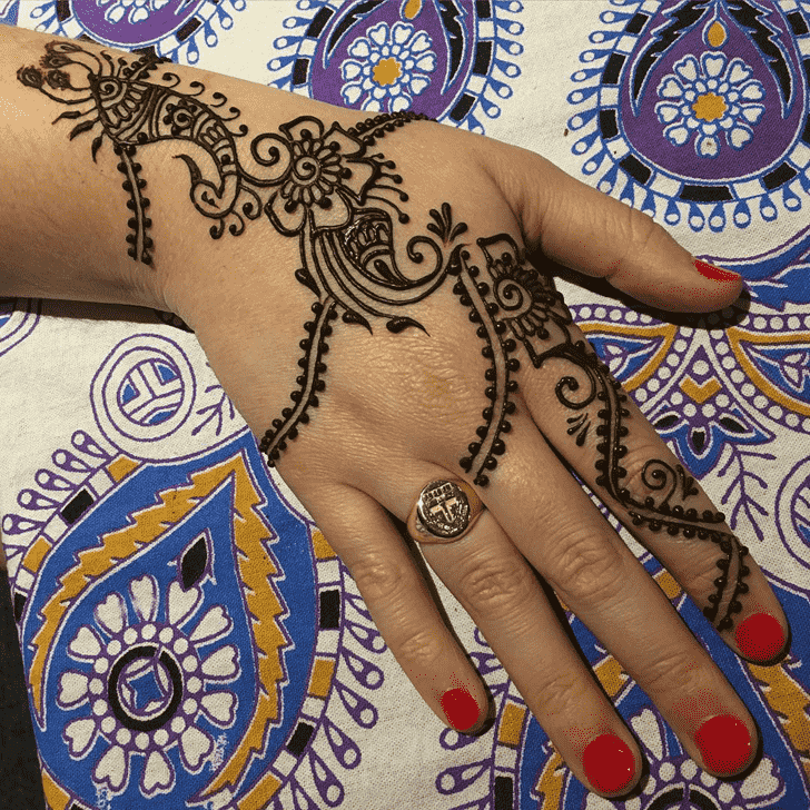Gorgeous Romantic Henna design