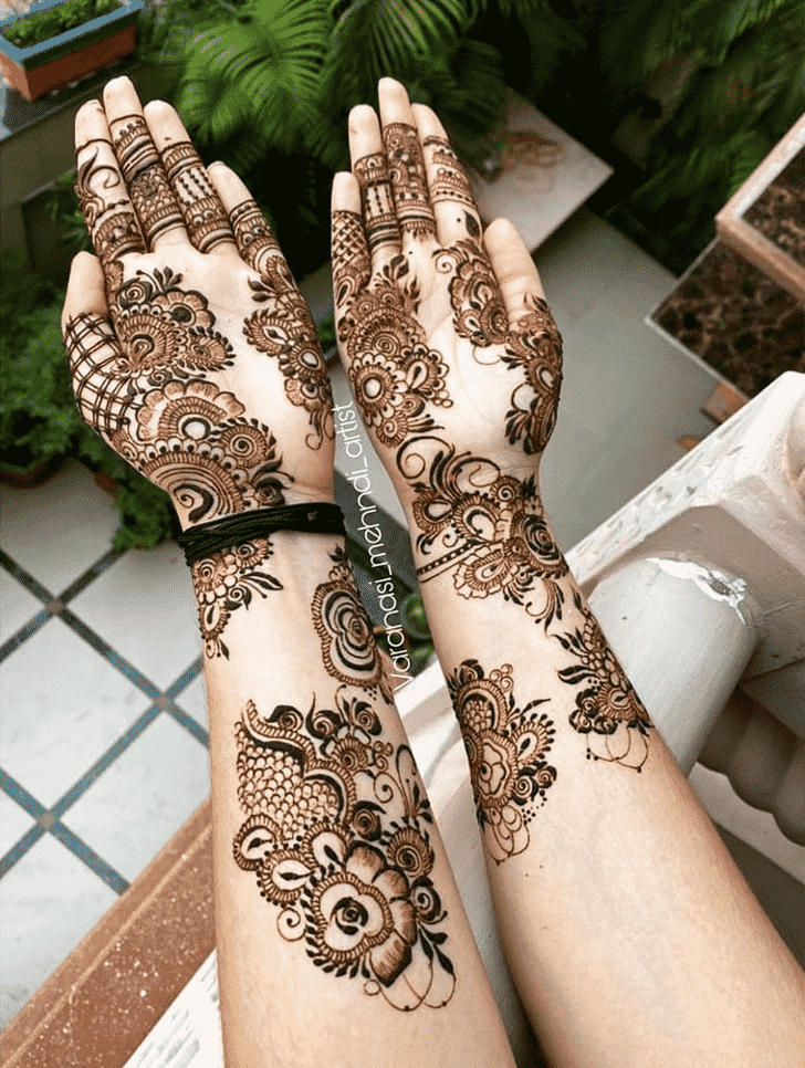 Superb Romantic Henna design
