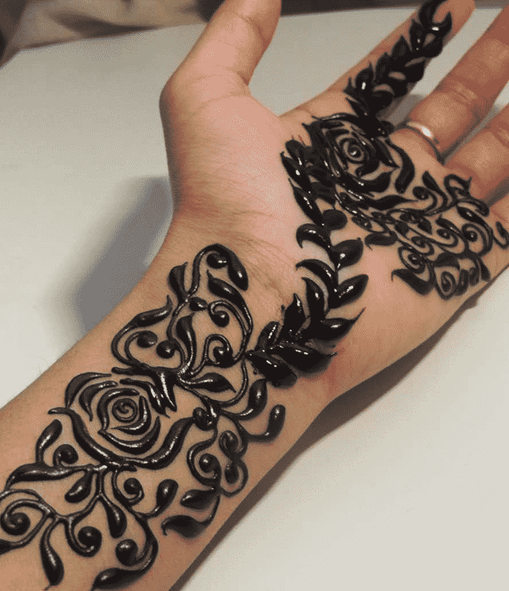 Appealing Rome Henna Design