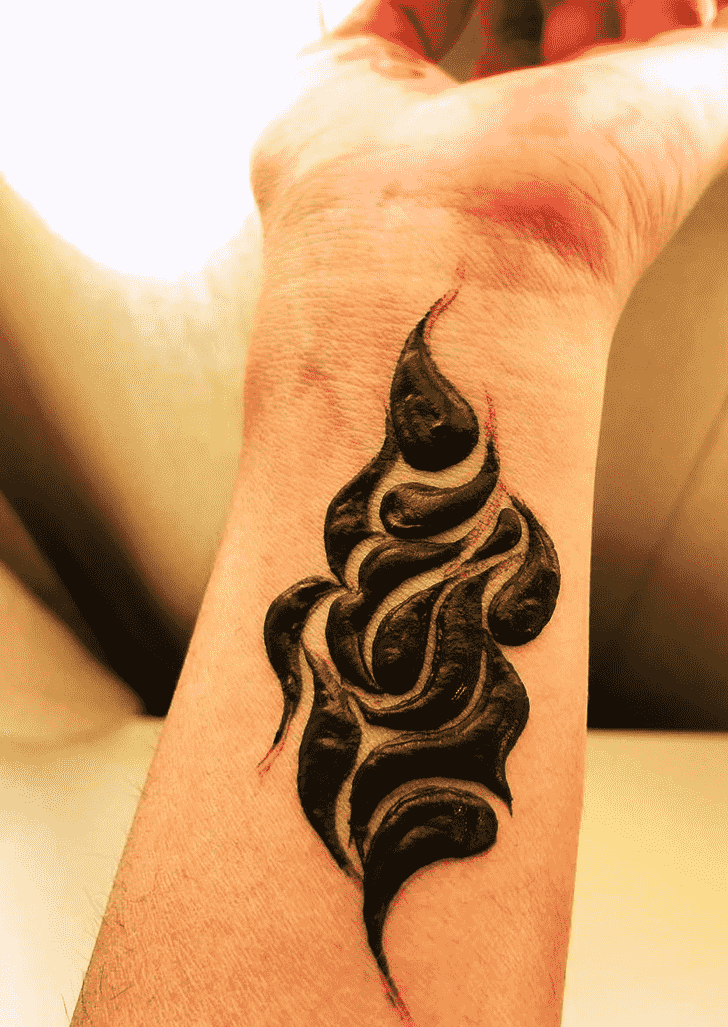 Arm Rome Henna Design