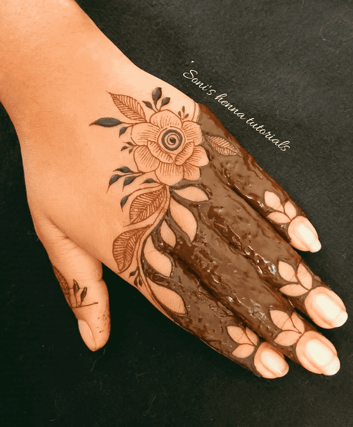 Classy Roses Henna Design