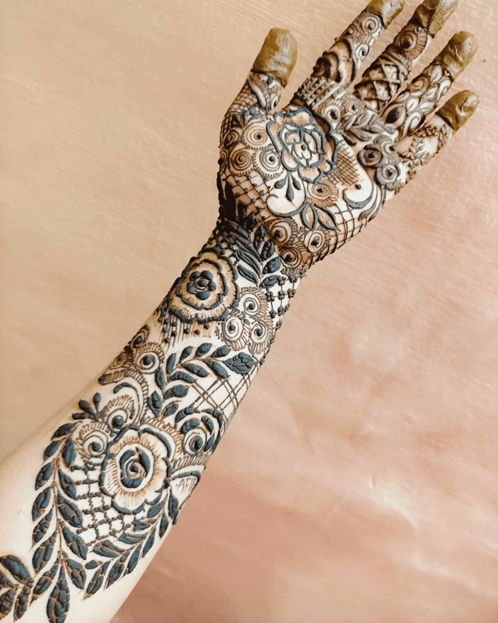 Delightful Roses Henna Design