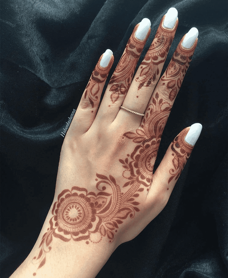 Elegant Roses Henna Design