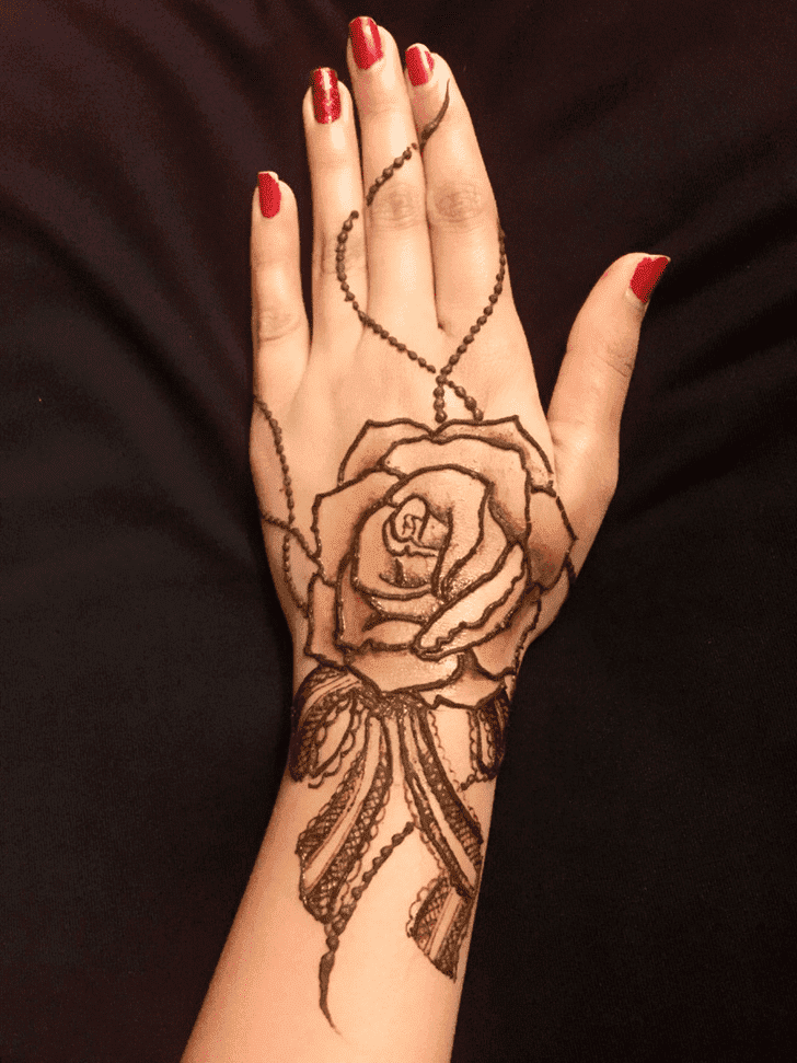 Enthralling Roses Henna Design