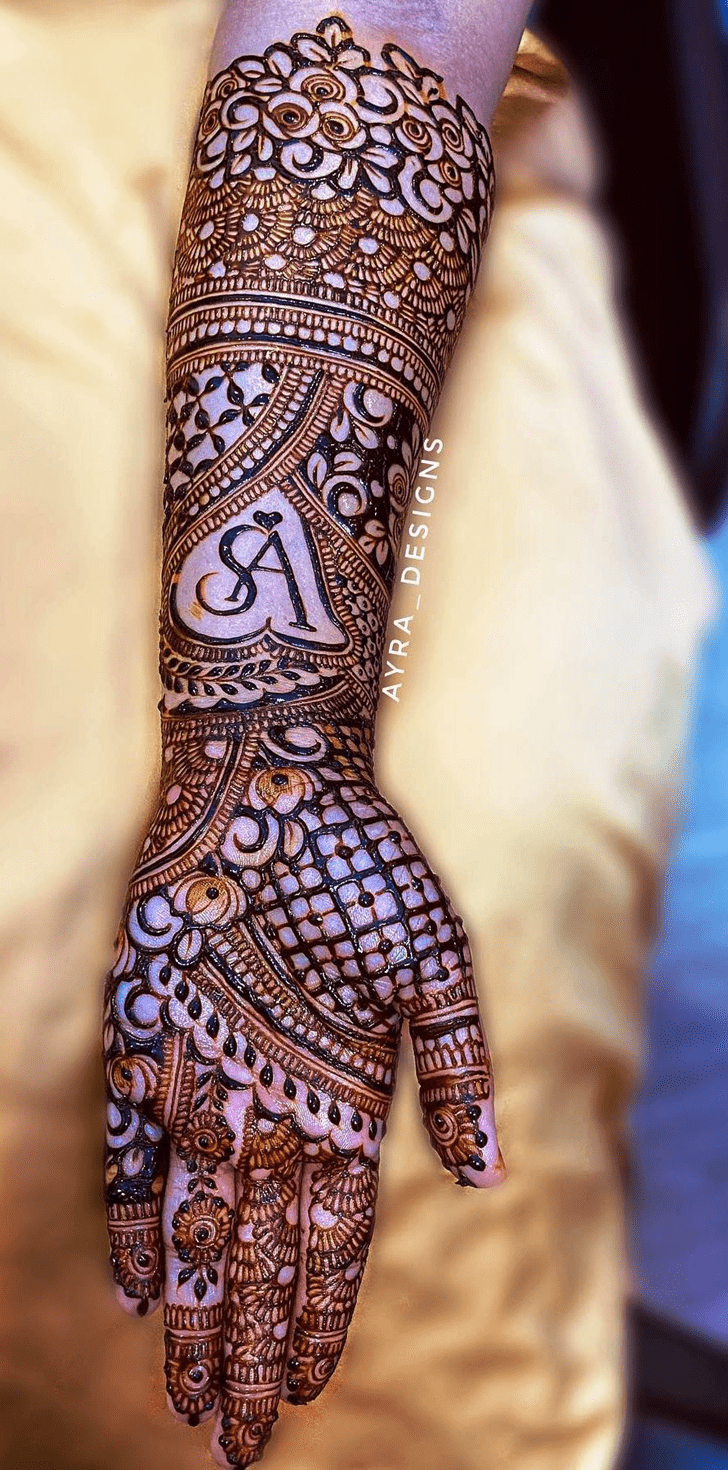 Stunning Russian Henna Design