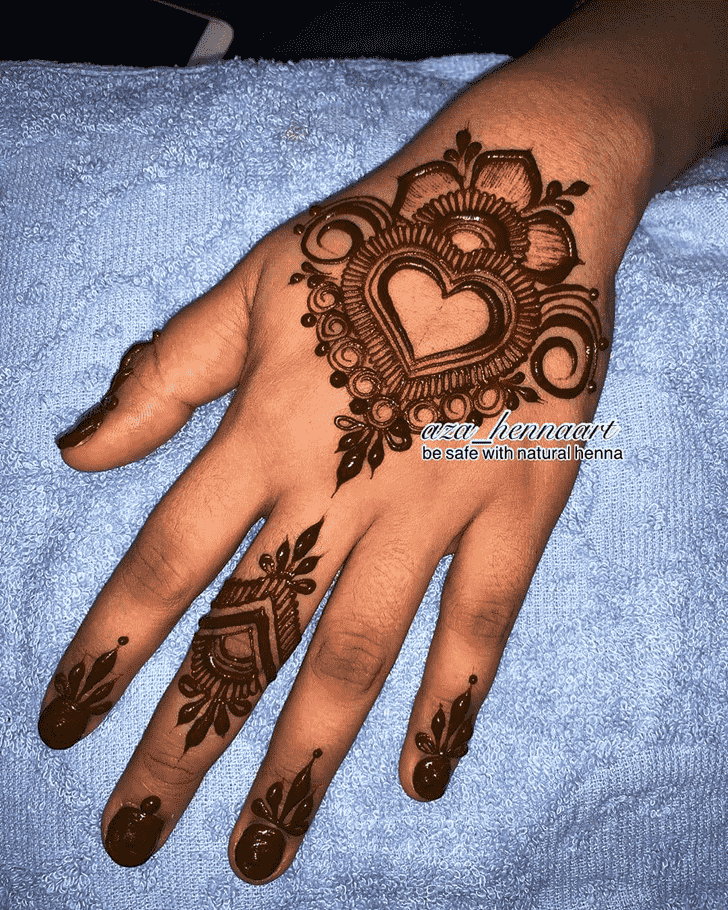Shapely San Diego Henna Design