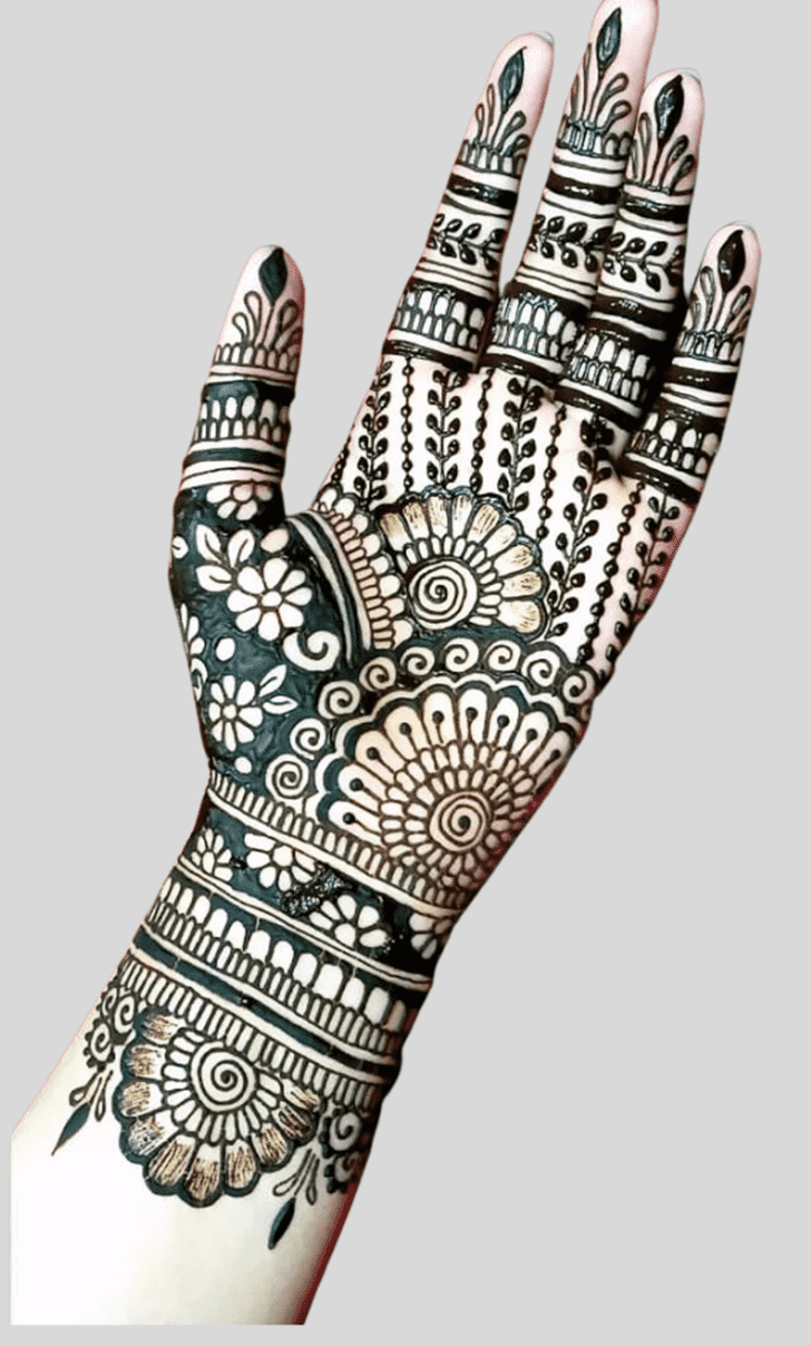 Enticing Sawan Henna Design