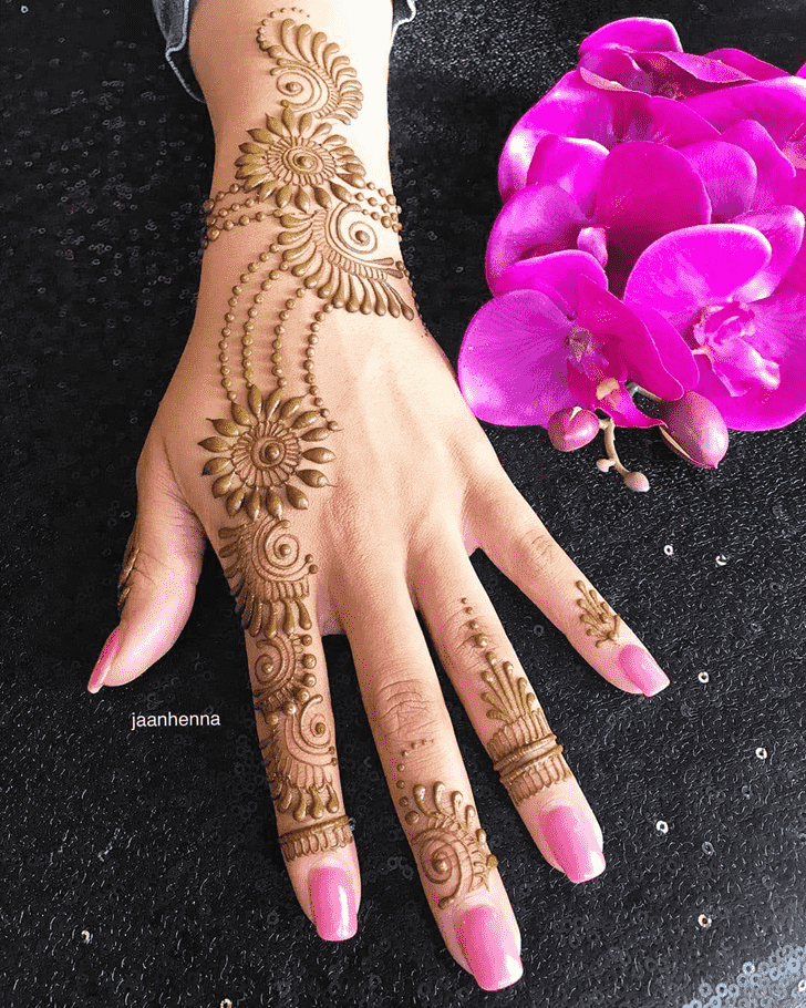 Comely Seattle Henna Design