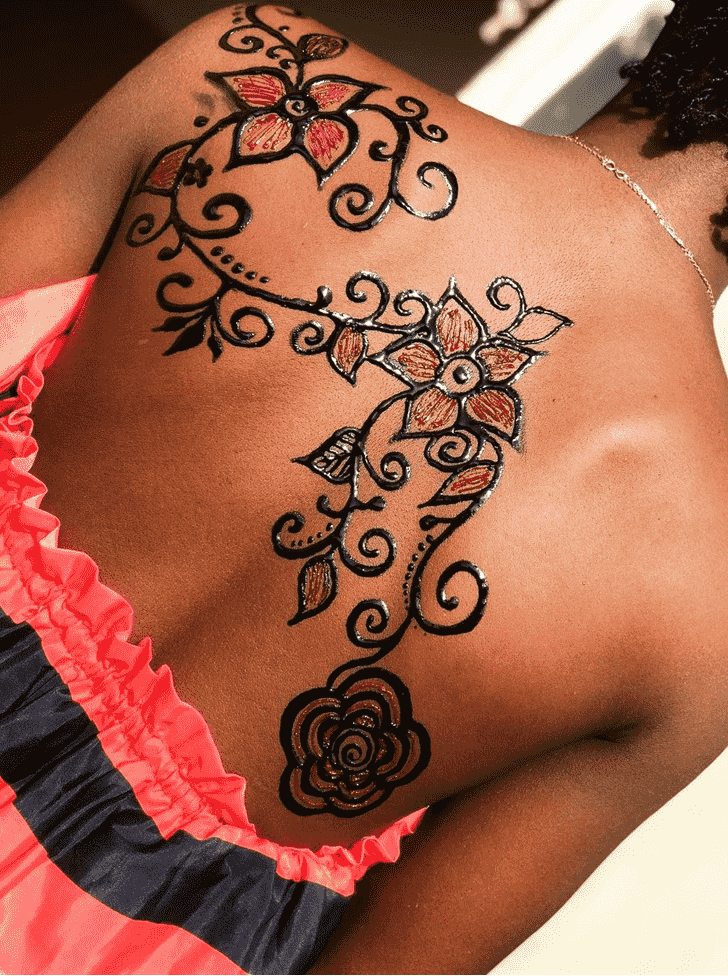 Adorable Seducing Henna Design