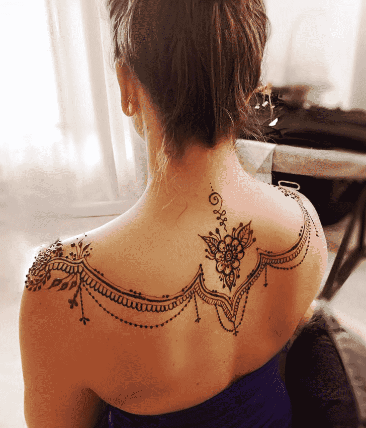 Splendid Seducing Henna Design