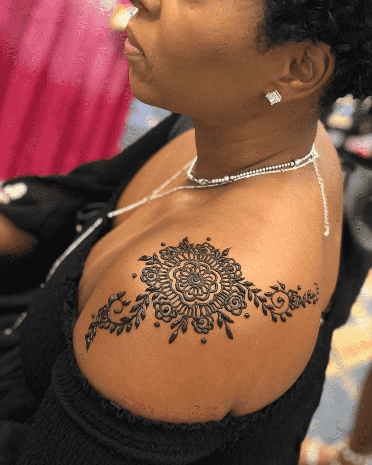 Pretty Sexy Henna Design