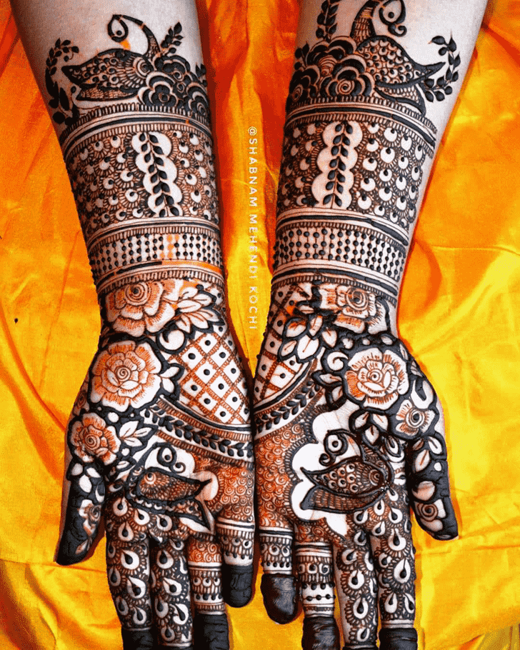 Appealing Shaded Henna Design