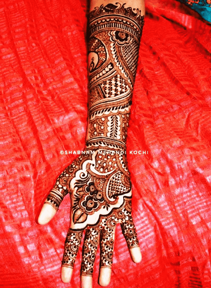 Magnetic Shaded Henna Design
