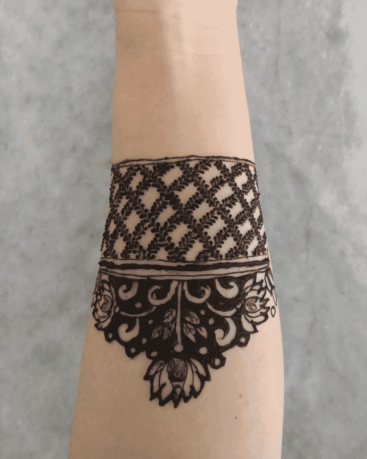 Appealing Sharjah Henna Design