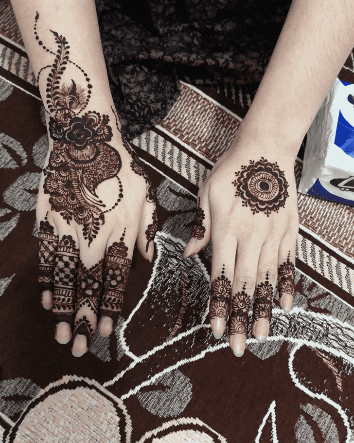 Nice Sharjah Henna Design
